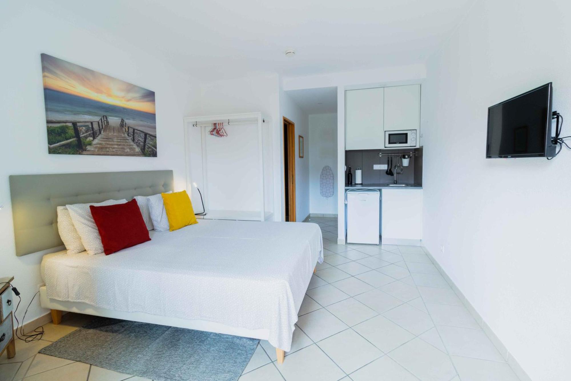 Casas Novas Guesthouse - Adults Only Lagos Exterior photo